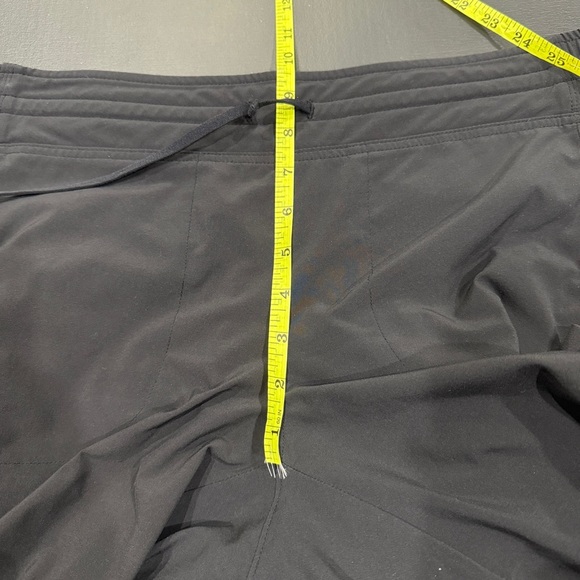 Athleta Black La Viva Cropped Joggers - Picture 11 of 12